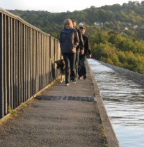 Walking on Pontcysyllte Aqueduct 